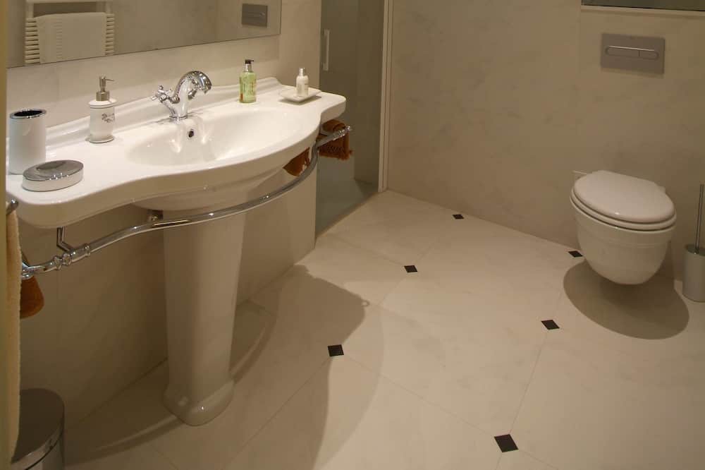 Photo of Bathroom in Barri Vell