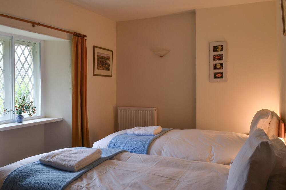Photo of Bedroom in Forres