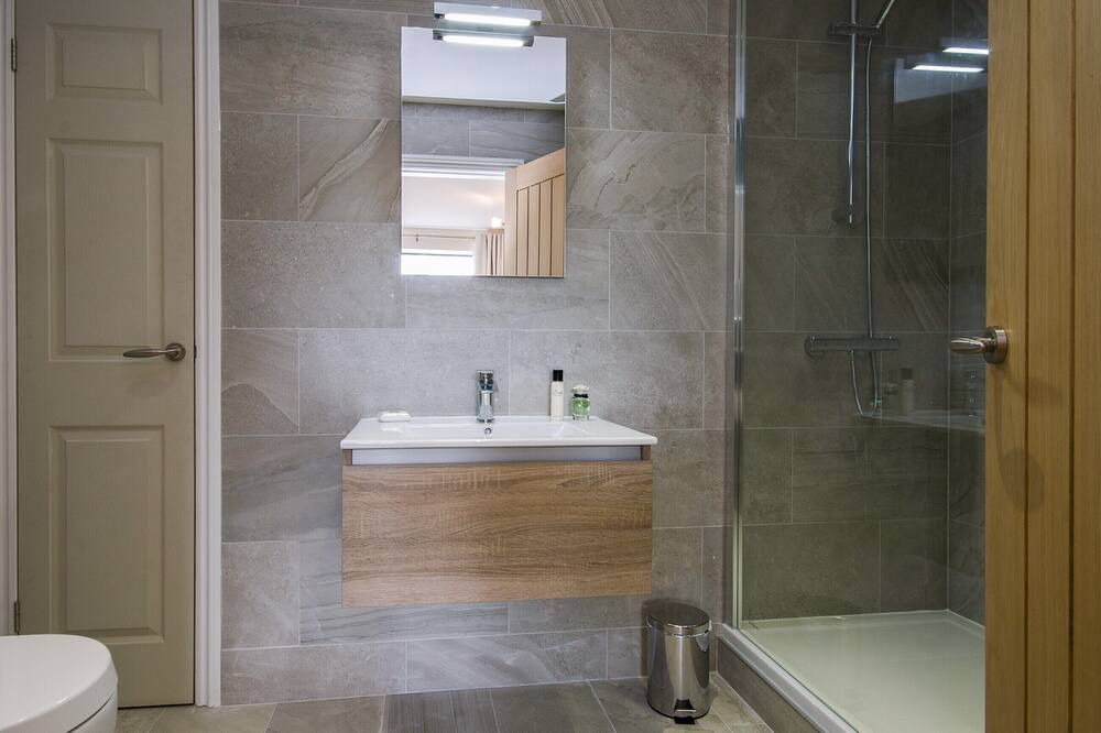 Photo of Bathroom in Ashover