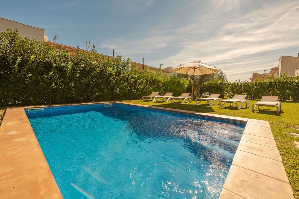 Photo of Outdoor in Albons