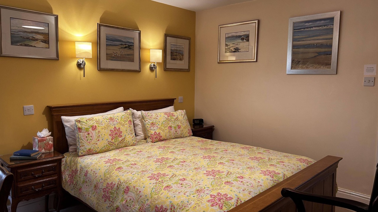 Photo of Bedroom in Glentham