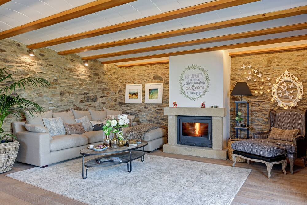 Photo of Livingroom in Cruilles Monells I Sant Sadurn