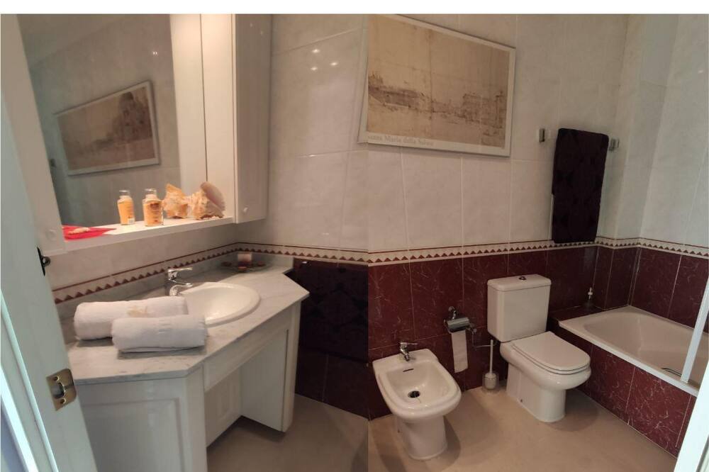 Photo of Bathroom in Platja d'Aro