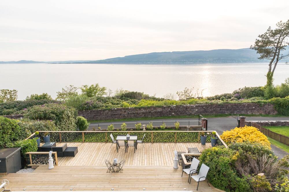 Photo of Patio Balcony in Wemyss Bay