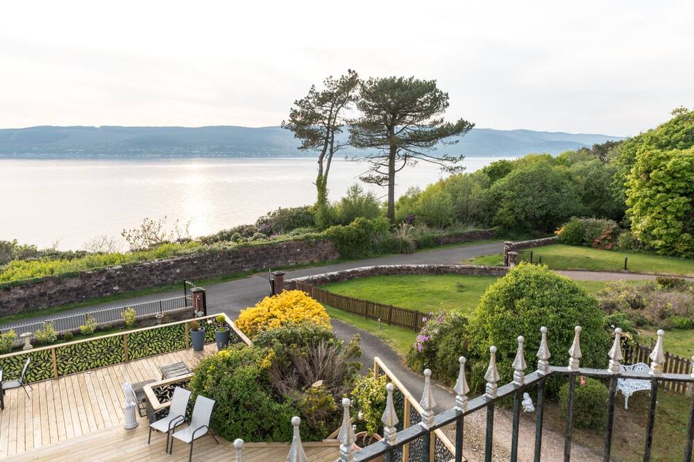 Photo of Patio Balcony in Wemyss Bay