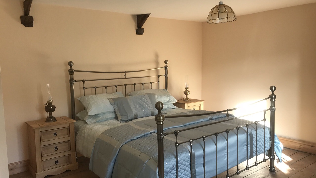 Photo of Bedroom in Worton