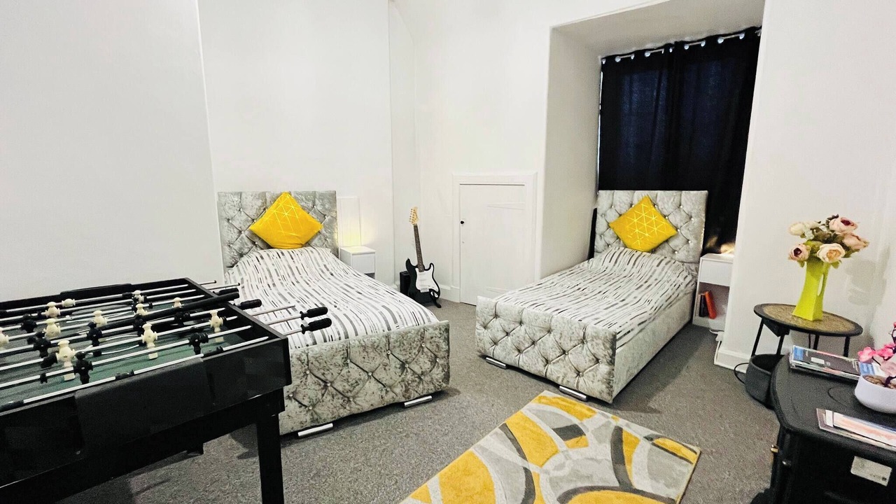 Photo of Livingroom in Cowdenbeath