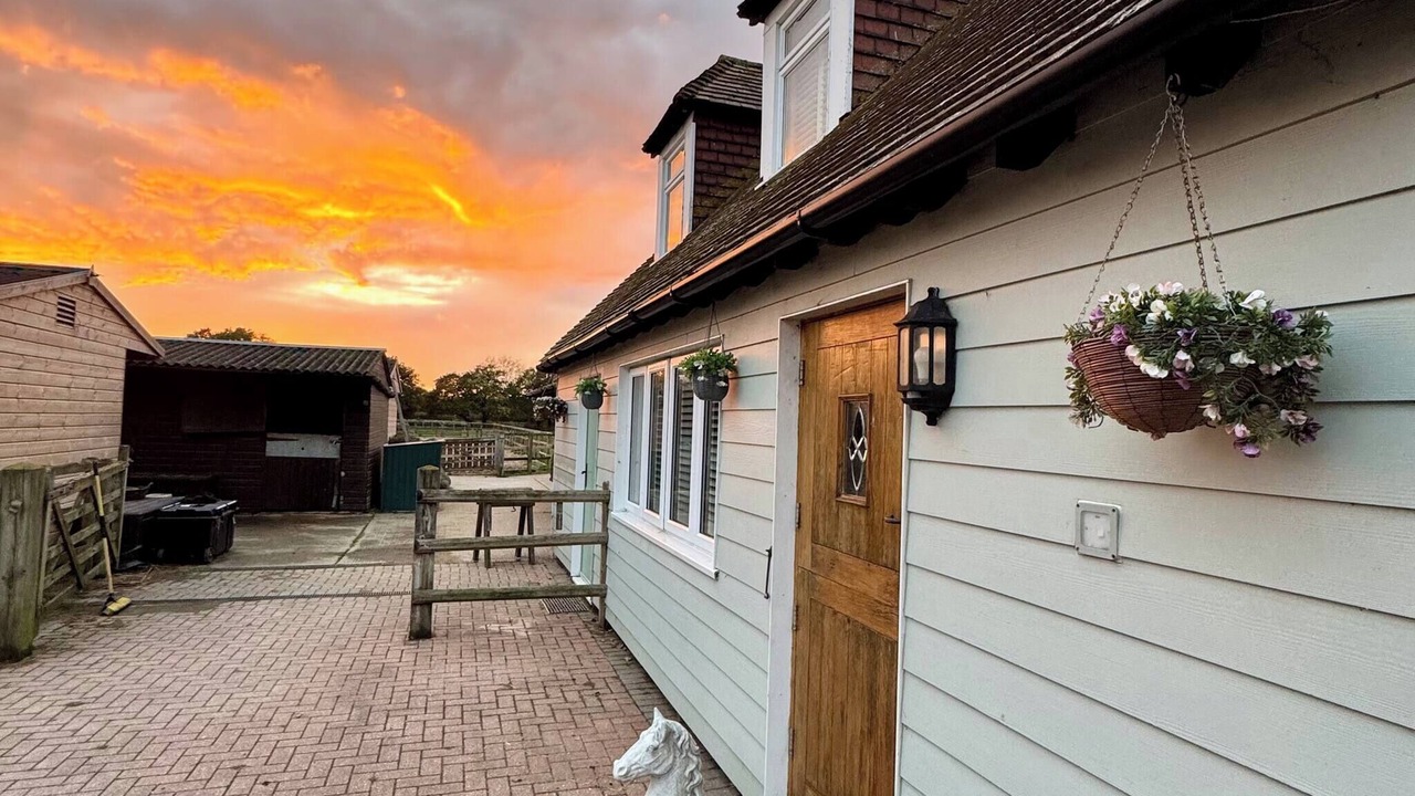 Photo of Outdoor in Willesborough