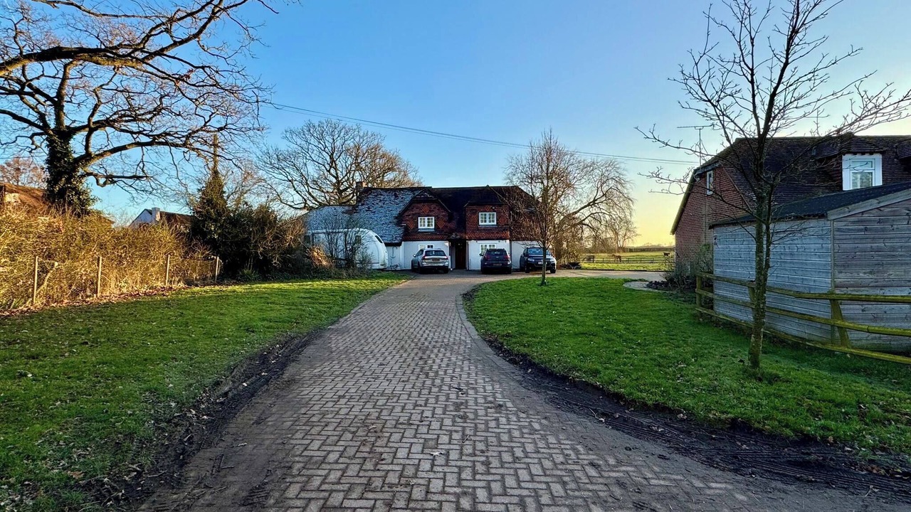Photo of Outdoor in Willesborough