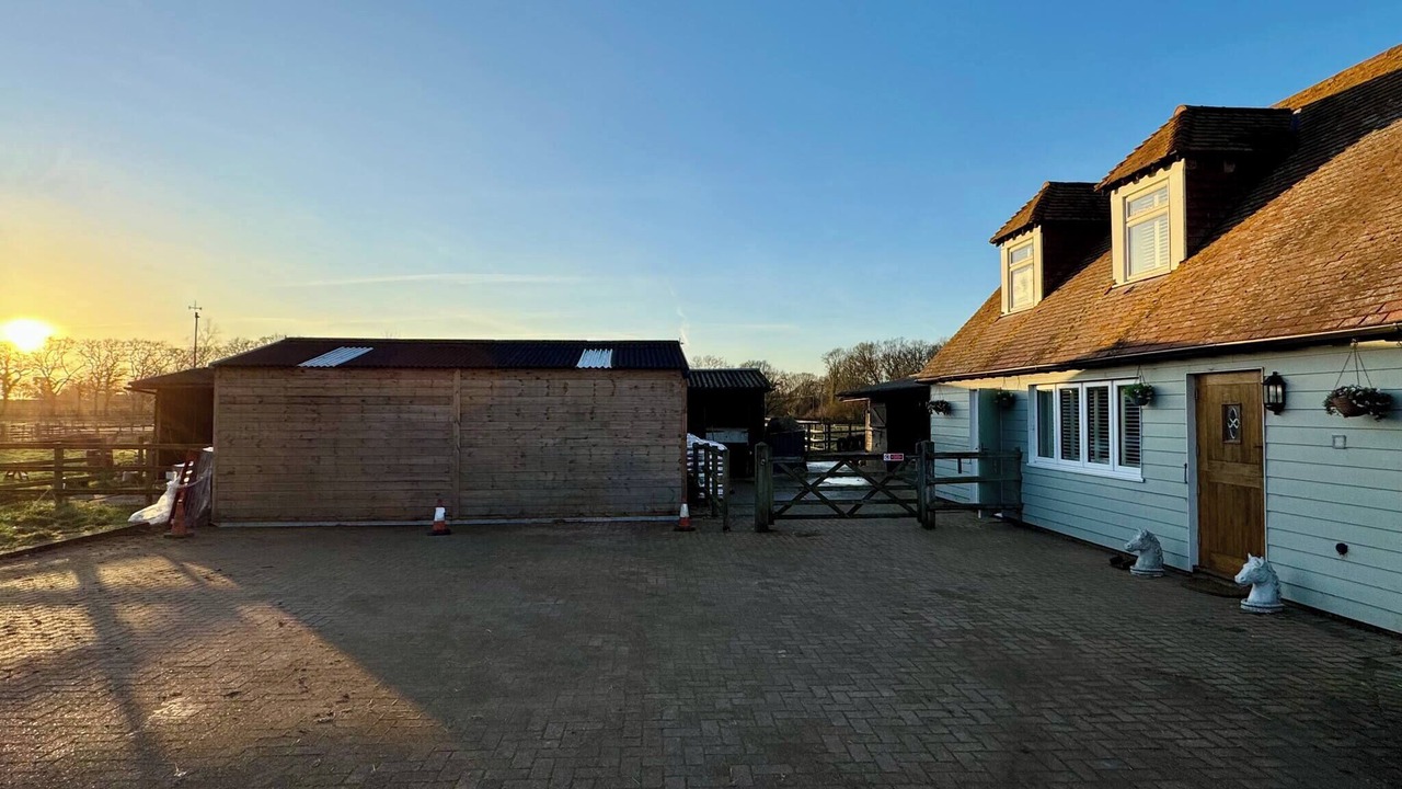 Photo of Outdoor in Willesborough
