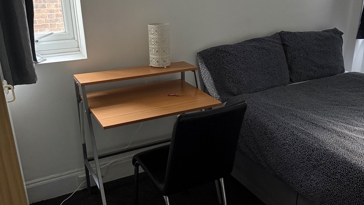 Photo of Bedroom in Luton