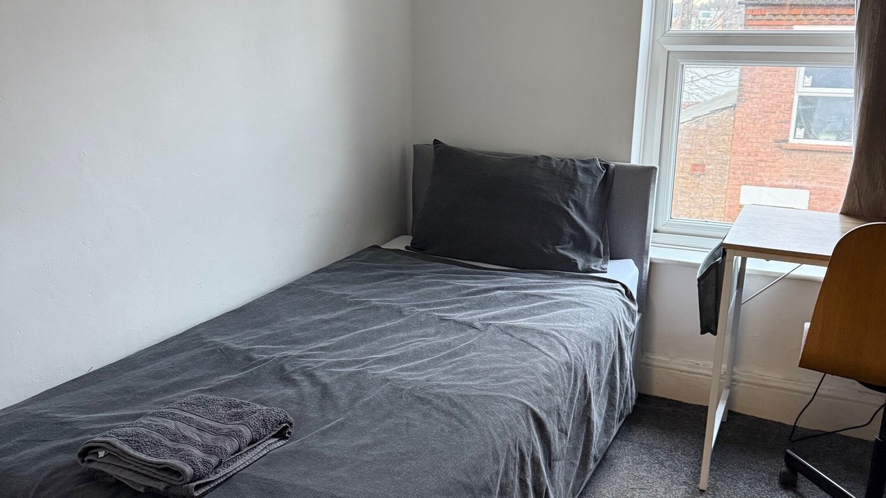 Photo of Bedroom in Luton