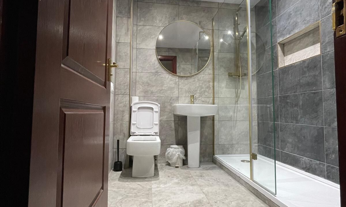 Photo of Bathroom in Dumbarton