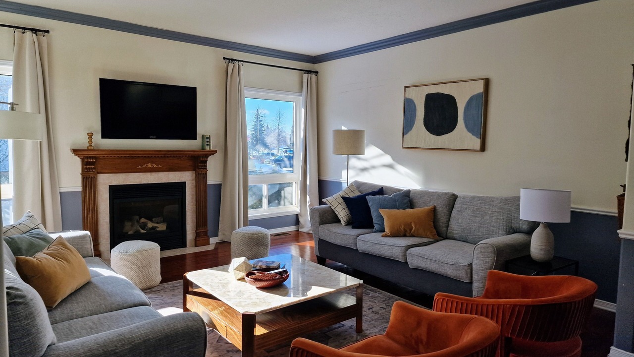 Photo of Livingroom in Kingston
