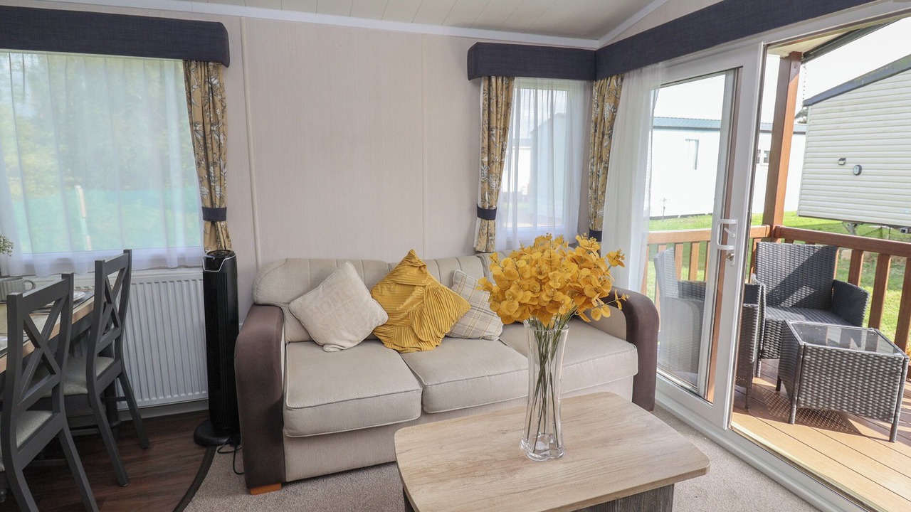 Photo of Livingroom in Hopton