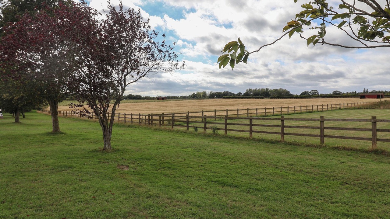 Photo of Outdoor in Hopton