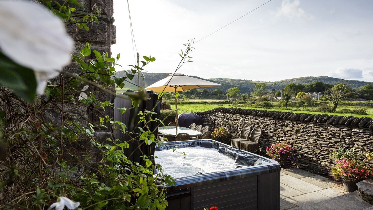 Photo of Patio Balcony in Low Newton