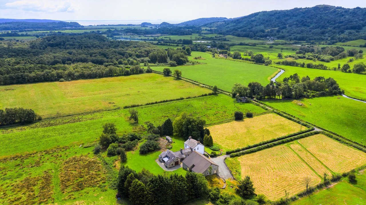 Photo of Outdoor in Low Newton