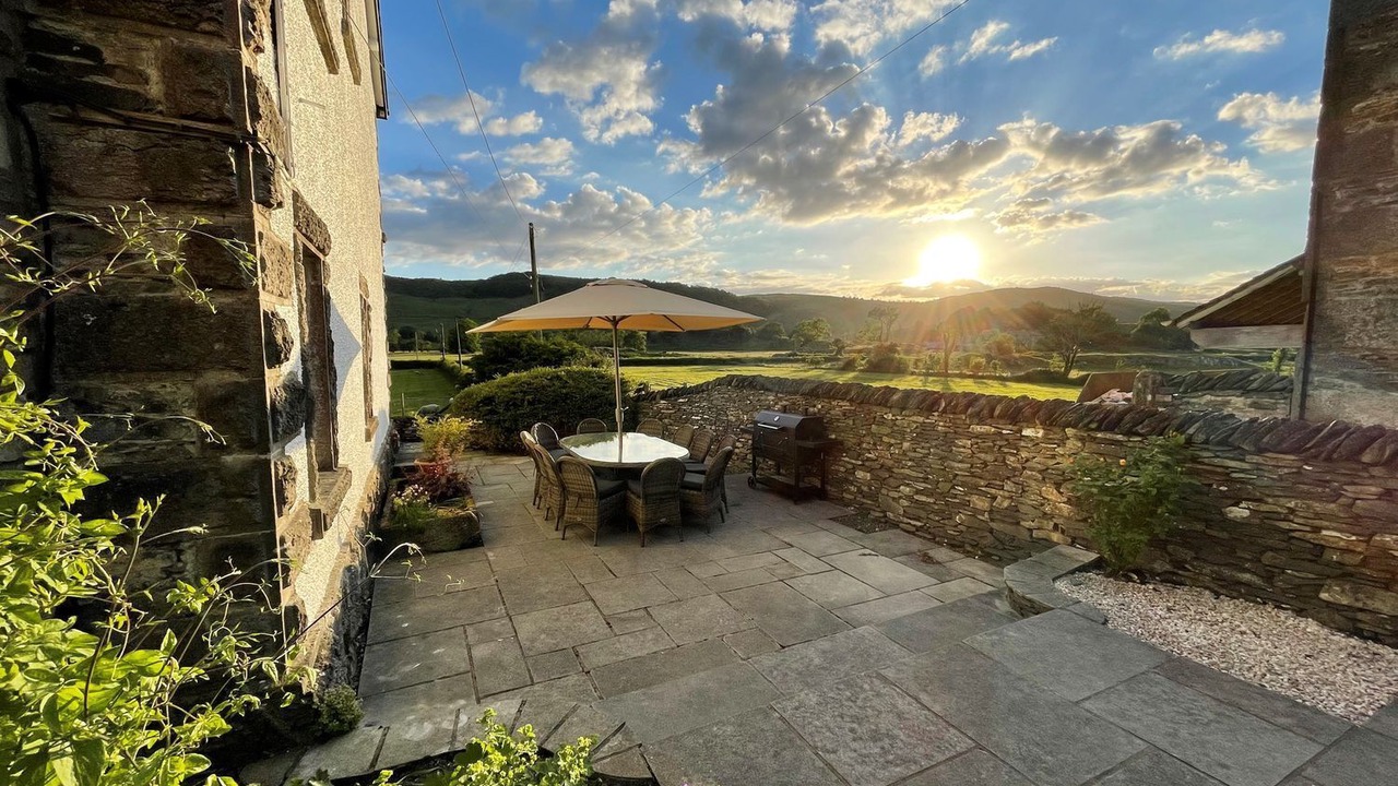 Photo of Outdoor in Low Newton