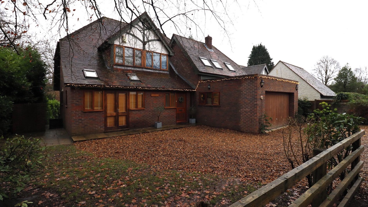 Photo of Outdoor in Farnham Common