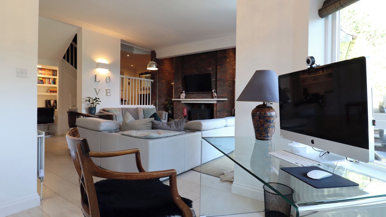 Photo of Livingroom in Farnham Common