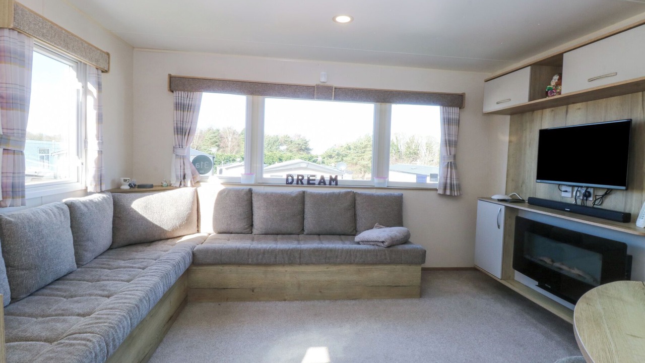 Photo of Livingroom in Hopton