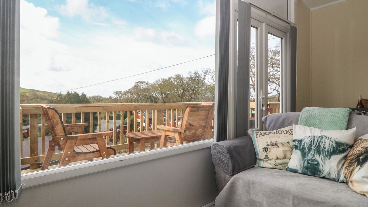 Photo of Livingroom in Margam