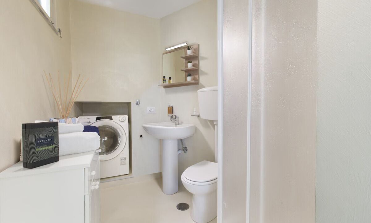 Photo of Bathroom in Sorrento Historic Centre