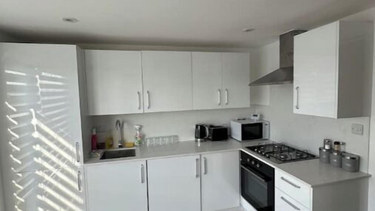 Photo of Kitchen in Newham
