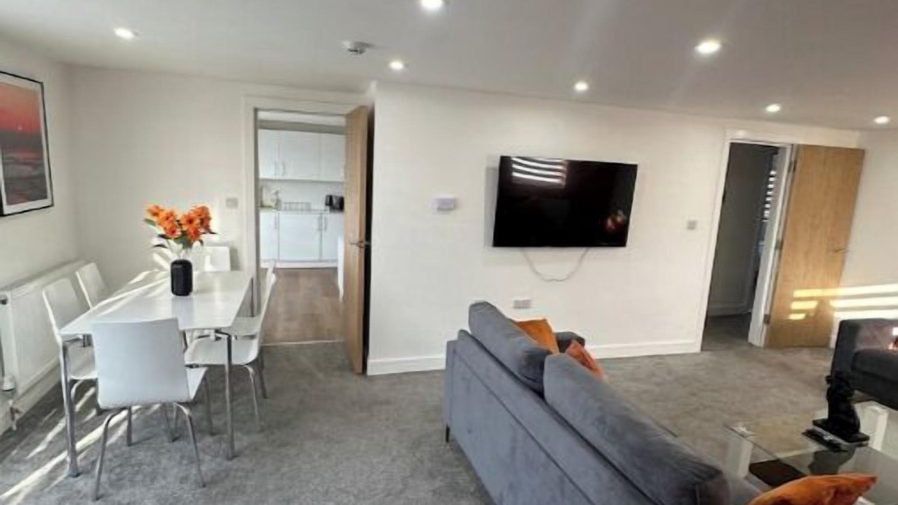 Photo of Livingroom in Newham