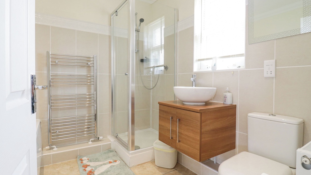 Photo of Bathroom in Barrow