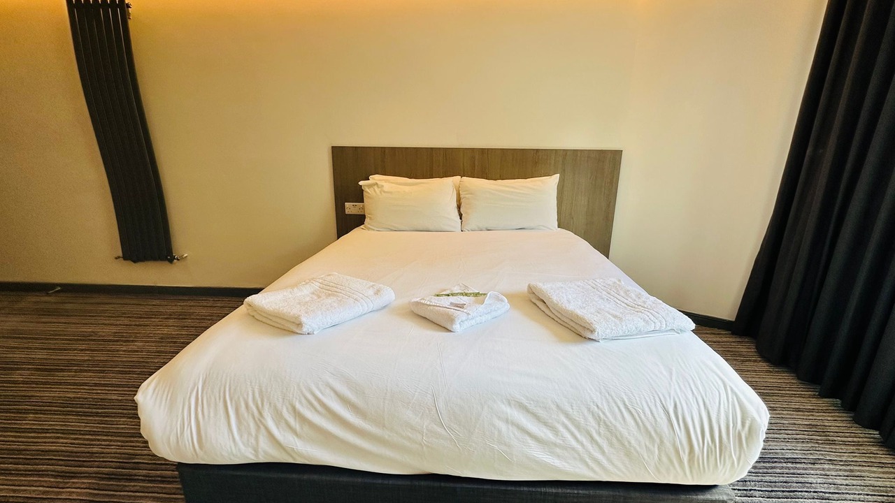 Photo of Bedroom in Paisley