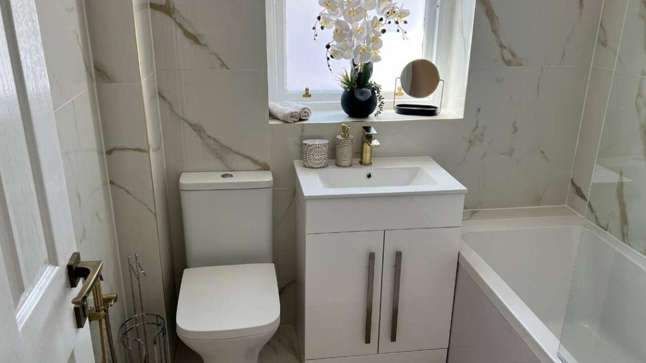 Photo of Bathroom in City Centre Glasgow