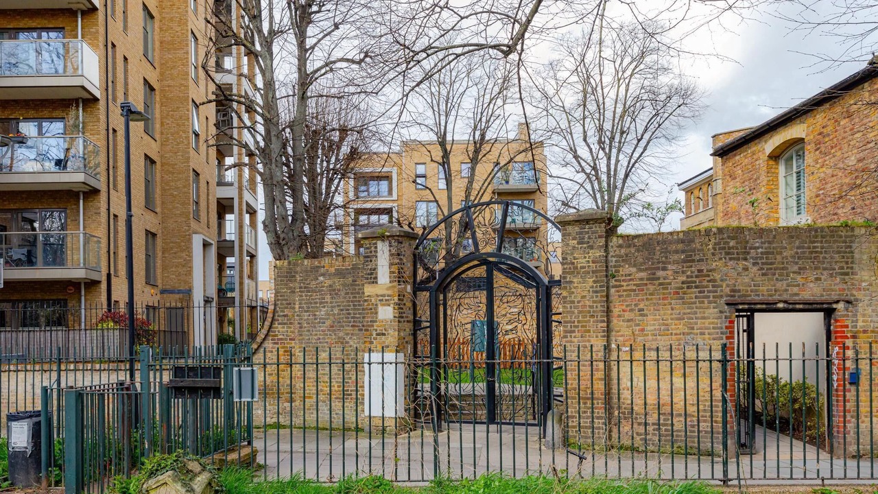Photo of Outdoor in Bromley North