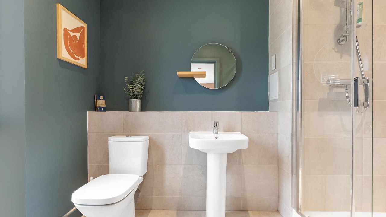 Photo of Bathroom in Bromley North