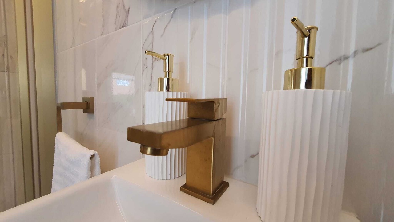 Photo of Bathroom in Grays