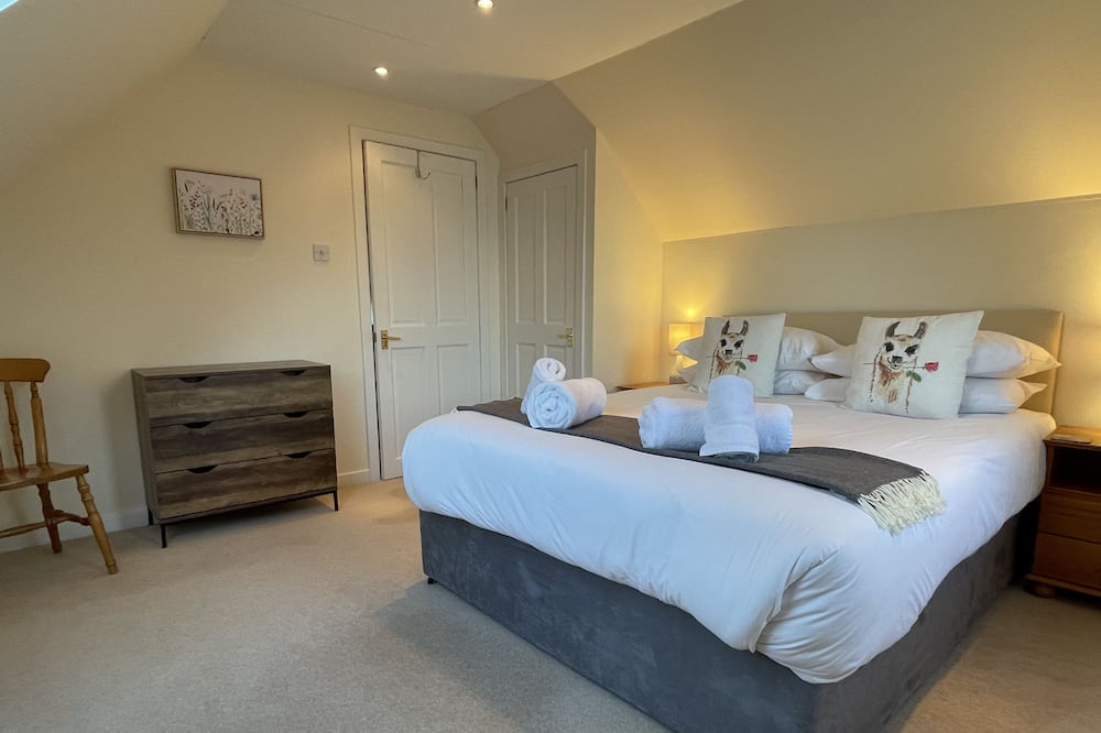 Photo of Bedroom in Cairndow