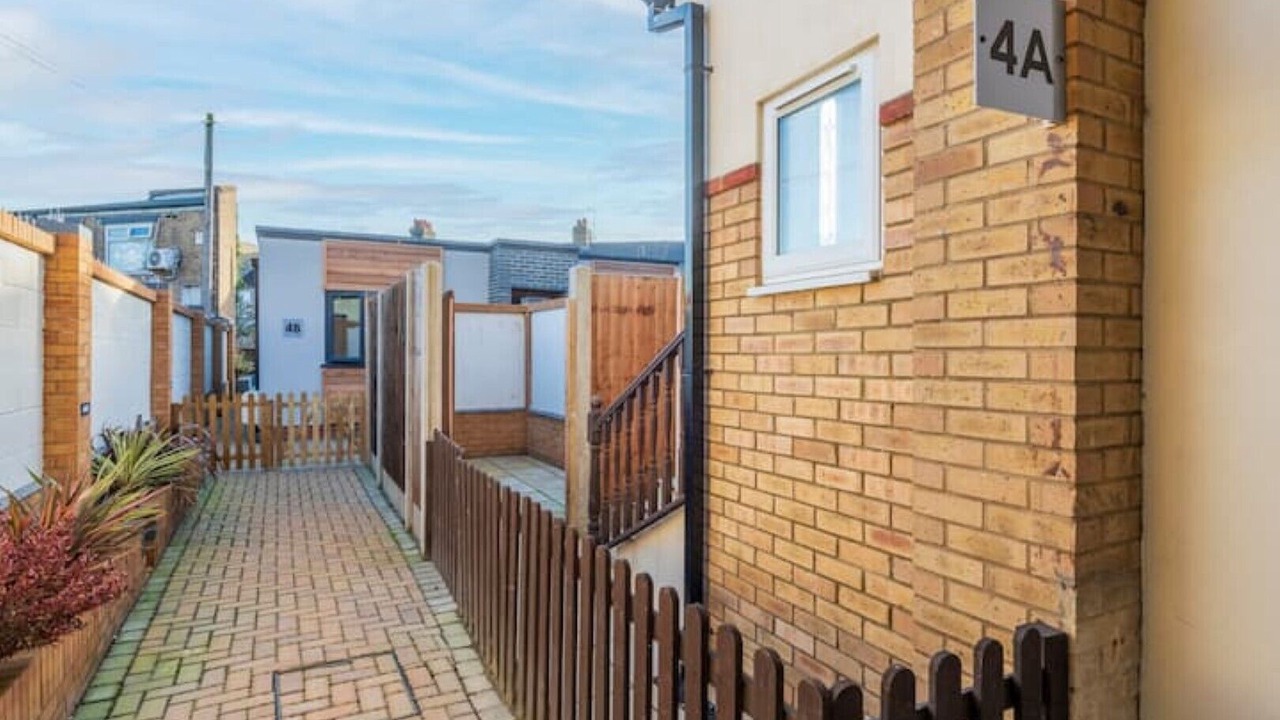 Photo of Outdoor in East Ham South