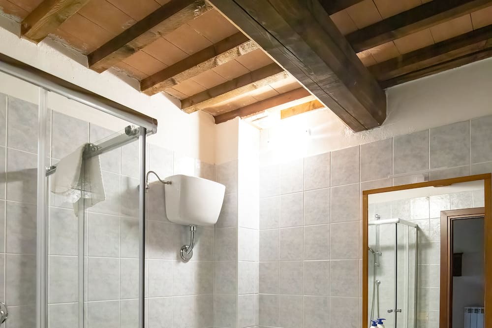 Photo of Bathroom in Gualdo Tadino