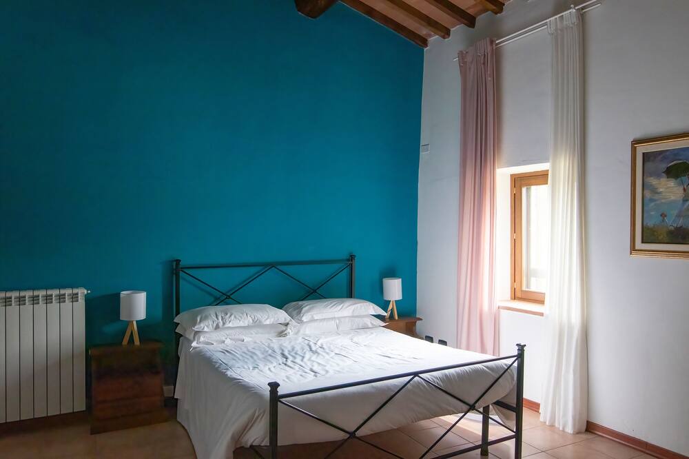 Photo of Bedroom in Gualdo Tadino