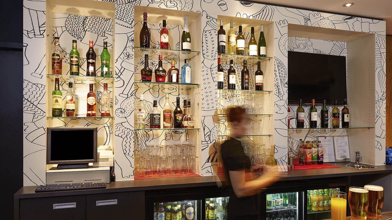 Photo of Others in West Thurrock