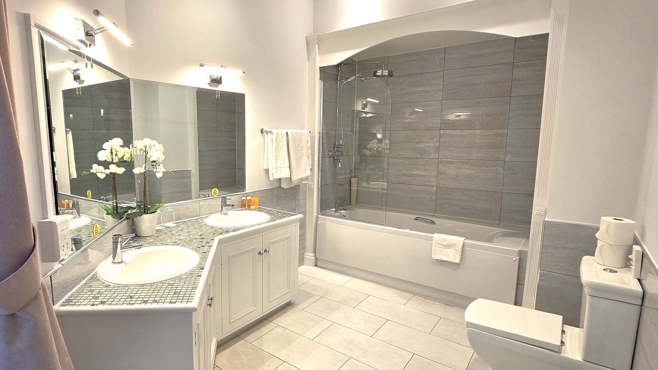 Photo of Bathroom in High Wych