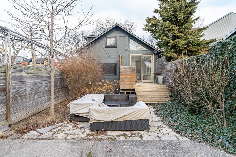 Photo of Outdoor in Leslieville