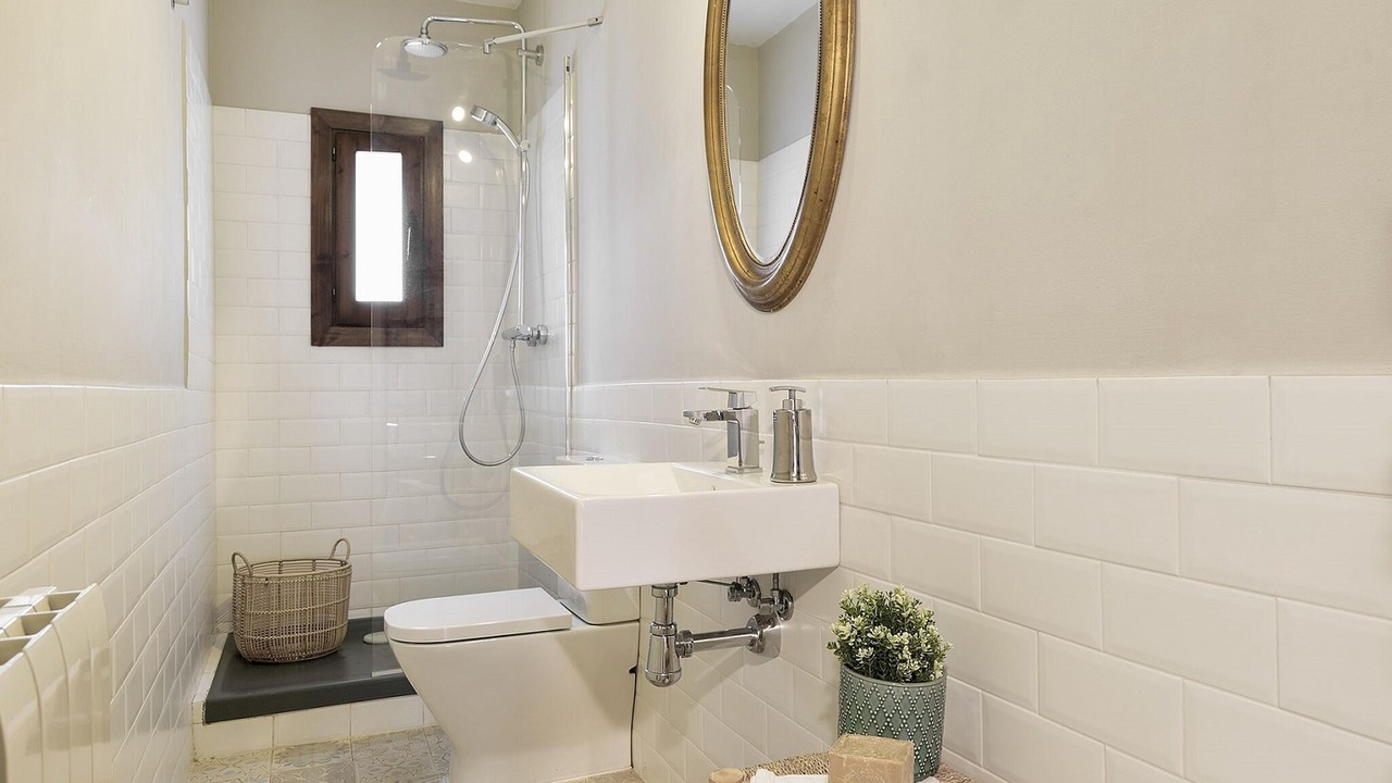 Photo of Bathroom in Garriguella