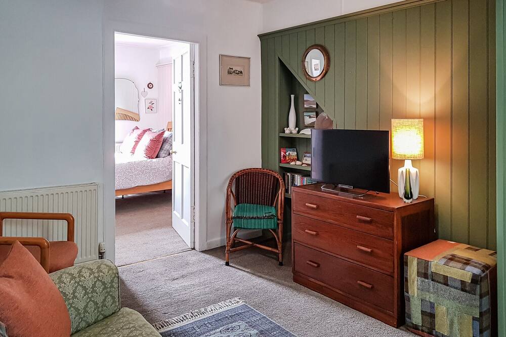 Photo of Bedroom in Tillicoultry