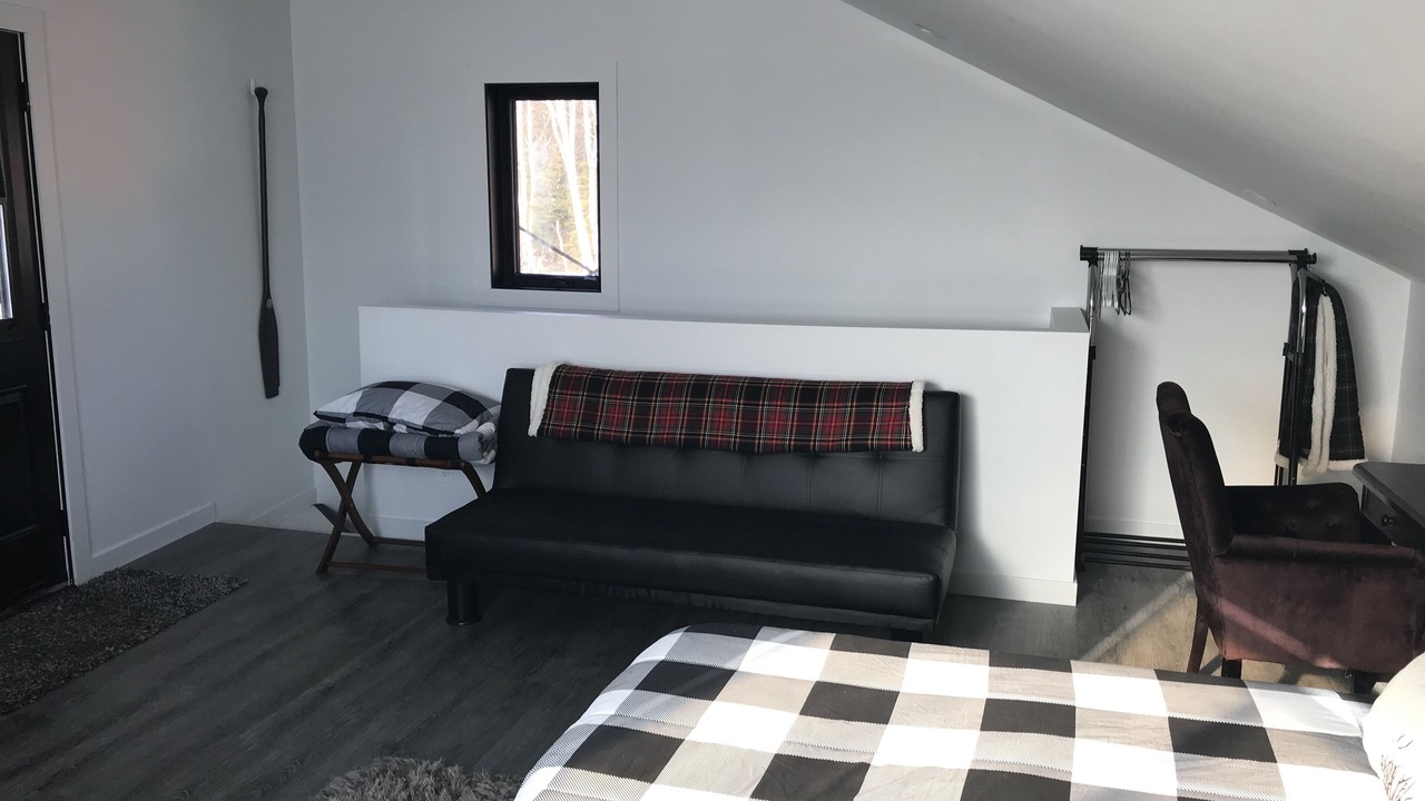 Photo of Livingroom in Shuniah