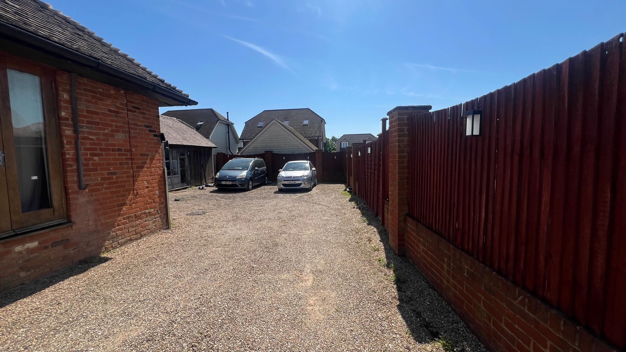Photo of Outdoor in Willesborough