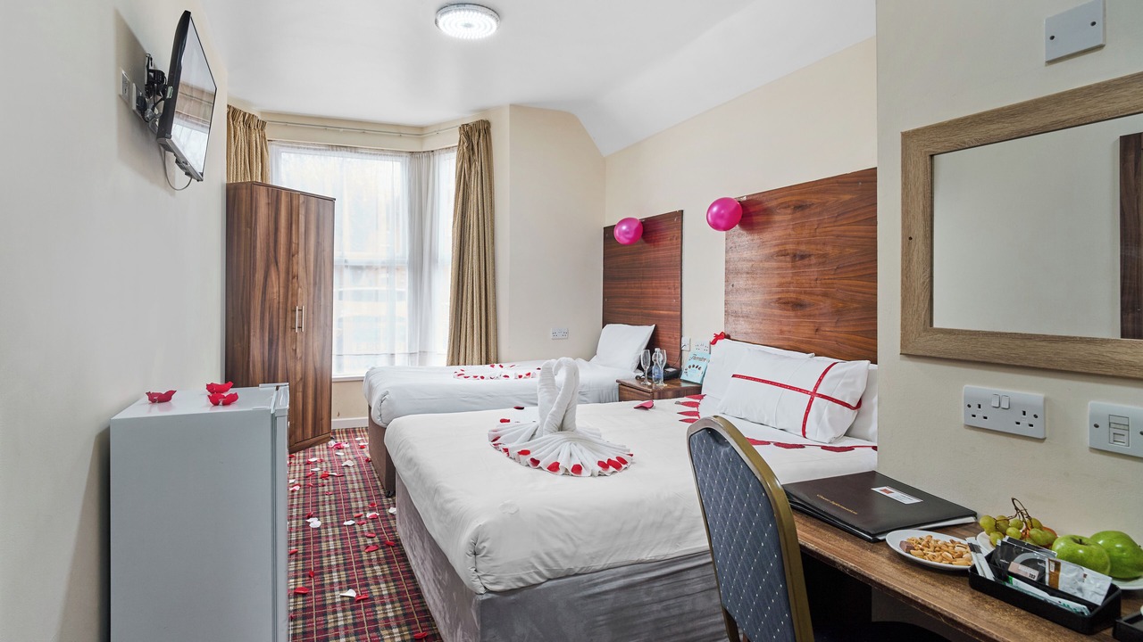 Photo of Bedroom in Valentines