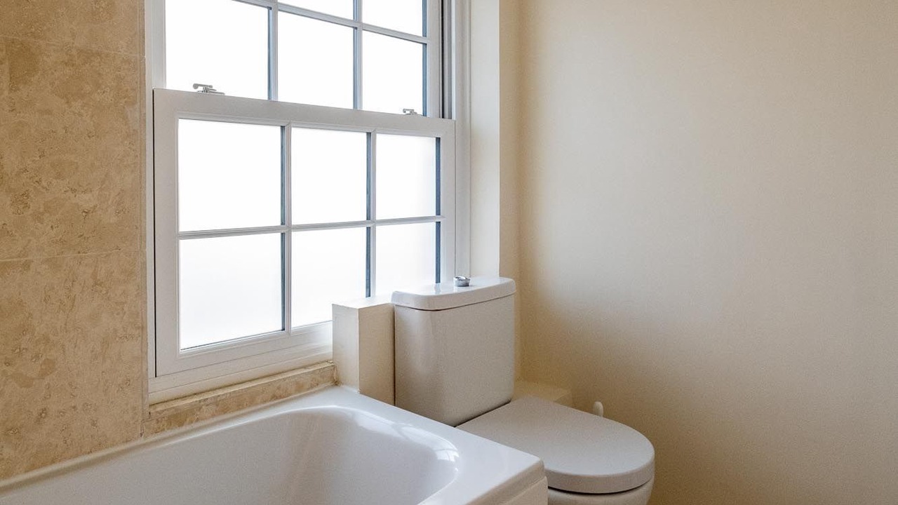 Photo of Bathroom in Aldeburgh