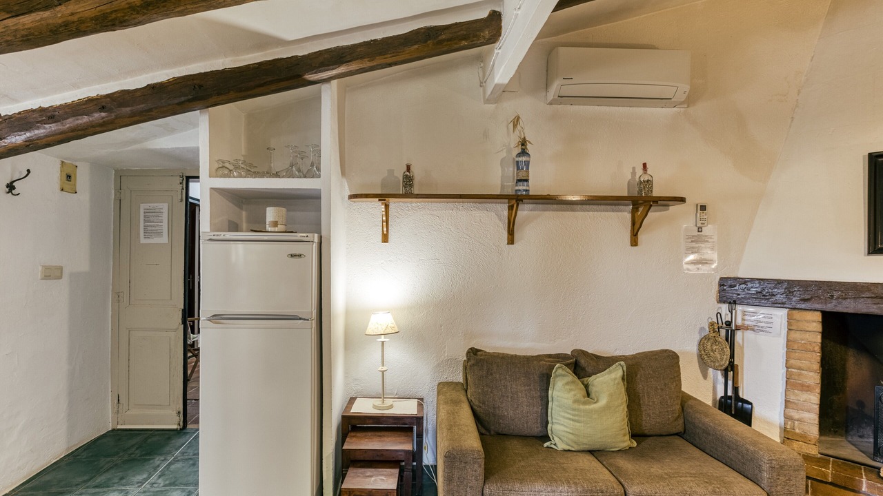 Photo of Livingroom in Llampaies